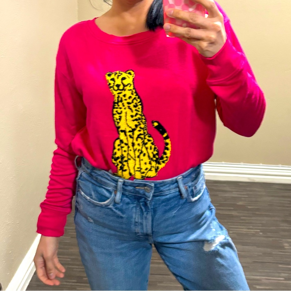Jane+Delancey Fuchsia Embroidery Leopard Pullover
Oversized Sweatshirt Sz-S